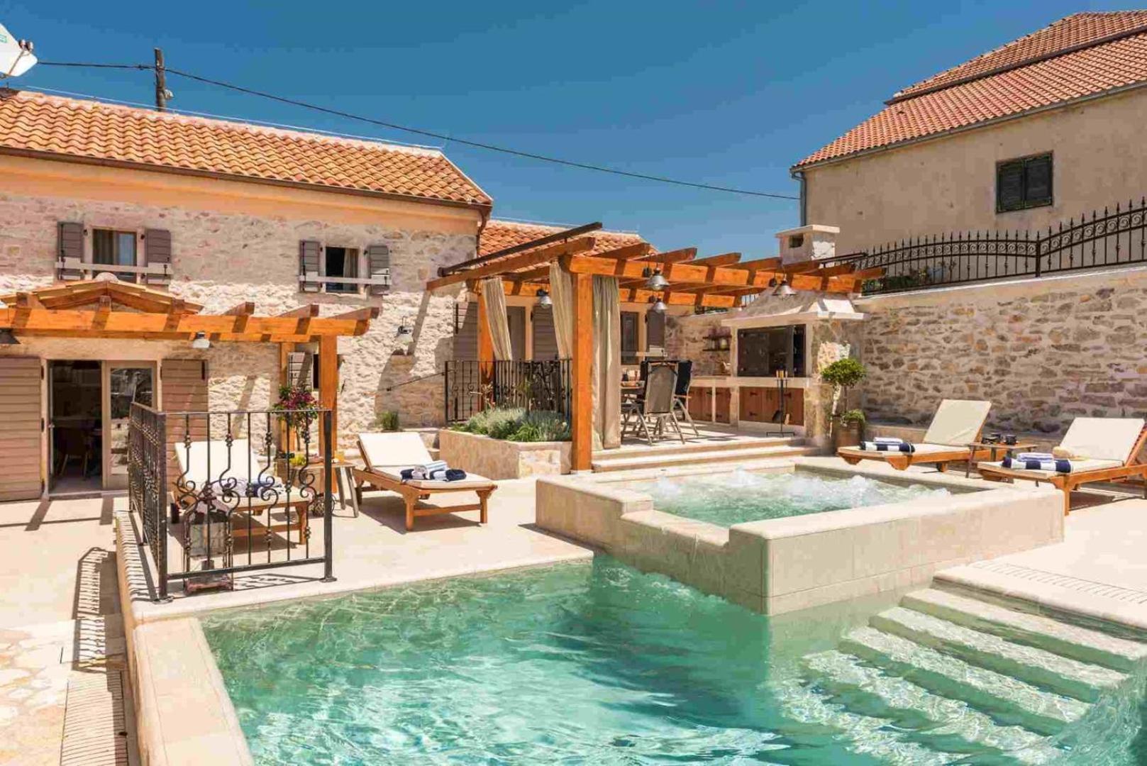 Luxury Villa Finessa Skradin 2 With Heated Pool, Jacuzzi And Sauna Bagian luar foto