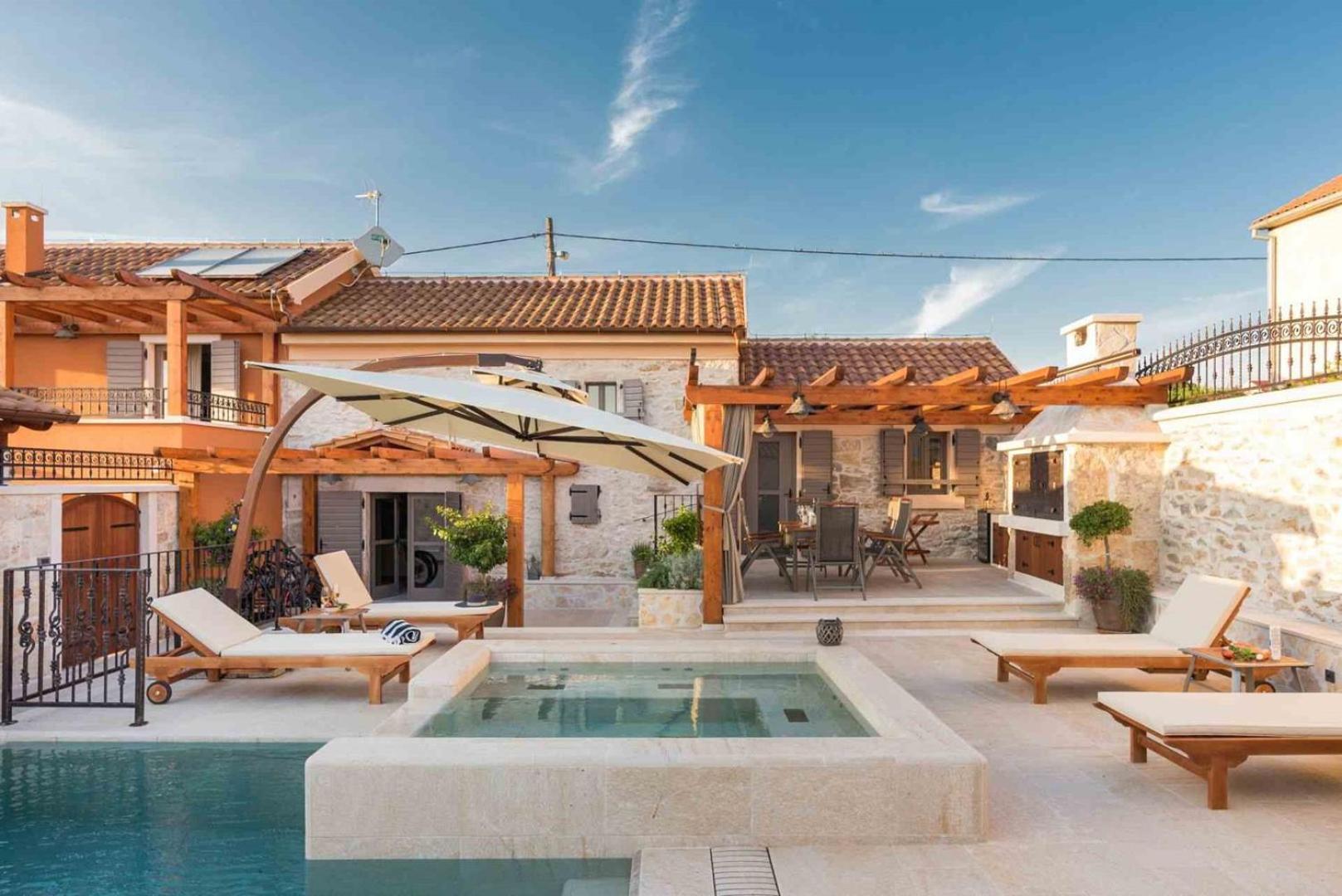 Luxury Villa Finessa Skradin 2 With Heated Pool, Jacuzzi And Sauna Bagian luar foto