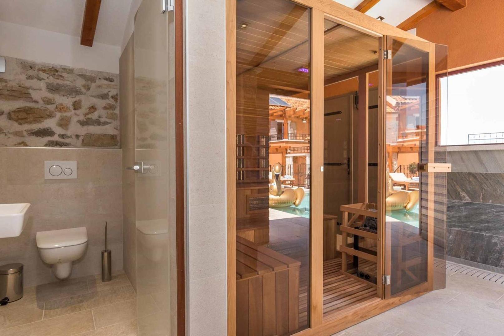 Luxury Villa Finessa Skradin 2 With Heated Pool, Jacuzzi And Sauna Bagian luar foto