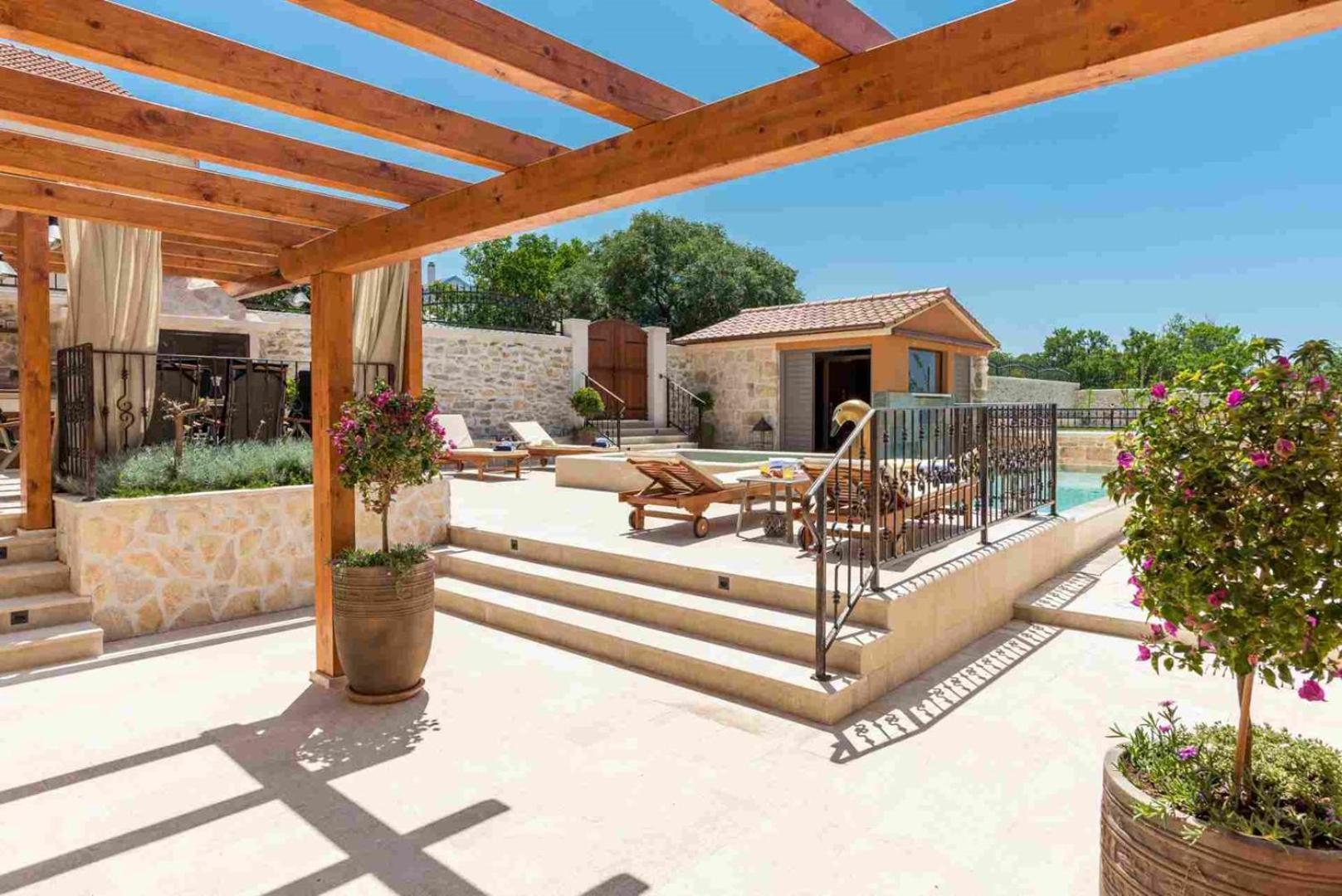 Luxury Villa Finessa Skradin 2 With Heated Pool, Jacuzzi And Sauna Bagian luar foto
