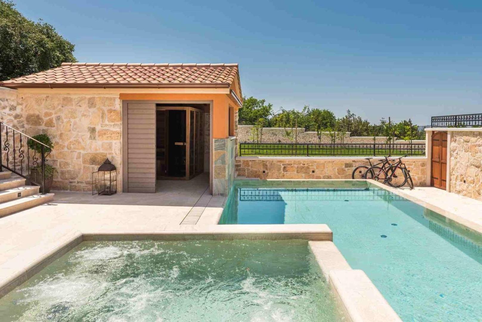 Luxury Villa Finessa Skradin 2 With Heated Pool, Jacuzzi And Sauna Bagian luar foto