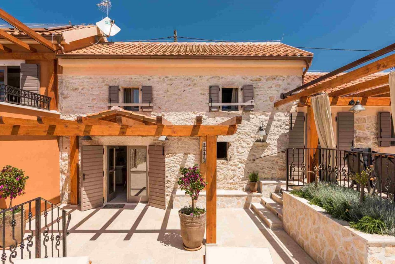Luxury Villa Finessa Skradin 2 With Heated Pool, Jacuzzi And Sauna Bagian luar foto